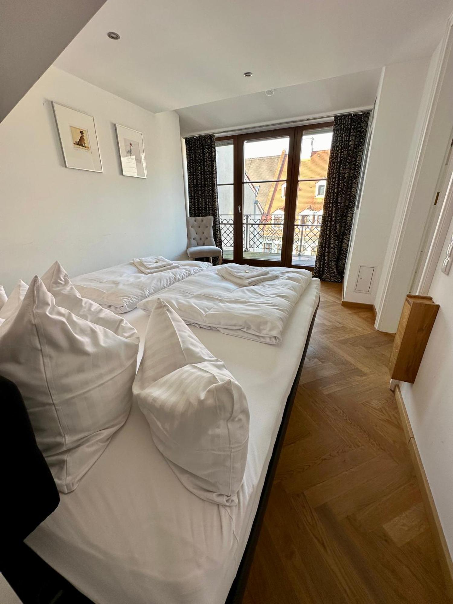 Luxus Suite Mit Einmaligem Blick Auf Die Frauenkirche Dresden Dış mekan fotoğraf