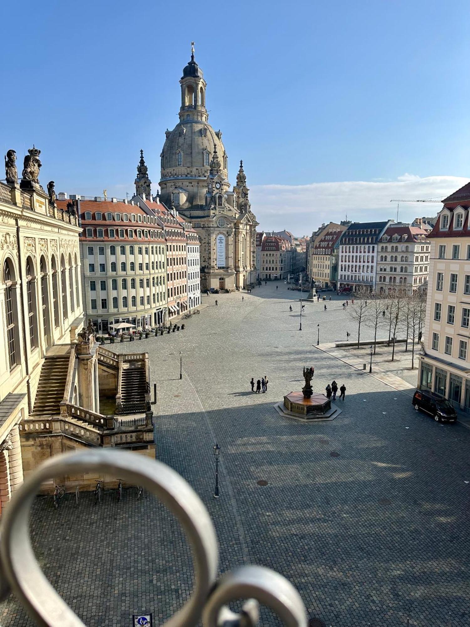 Luxus Suite Mit Einmaligem Blick Auf Die Frauenkirche Dresden Dış mekan fotoğraf